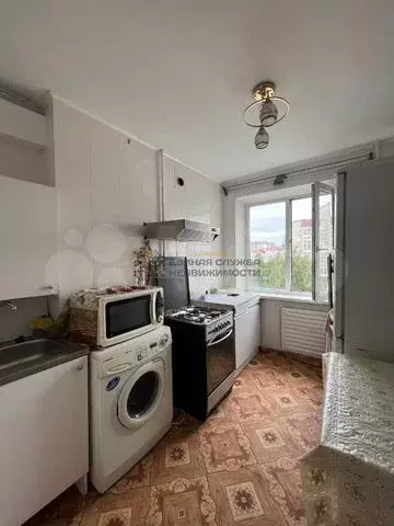 2-к. квартира, 45 м, 6/9 эт. - Фото 0