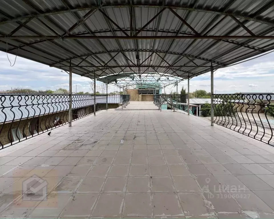 Дом в Крым, Сакский район, Охотниковское с/пос, с. Орлянка  (700 м) - Фото 2