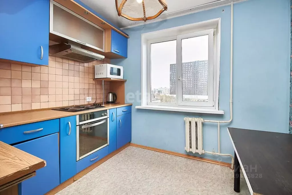 2-к кв. Тюменская область, Тюмень Профсоюзная ул., 70 (51.1 м) - Фото 0