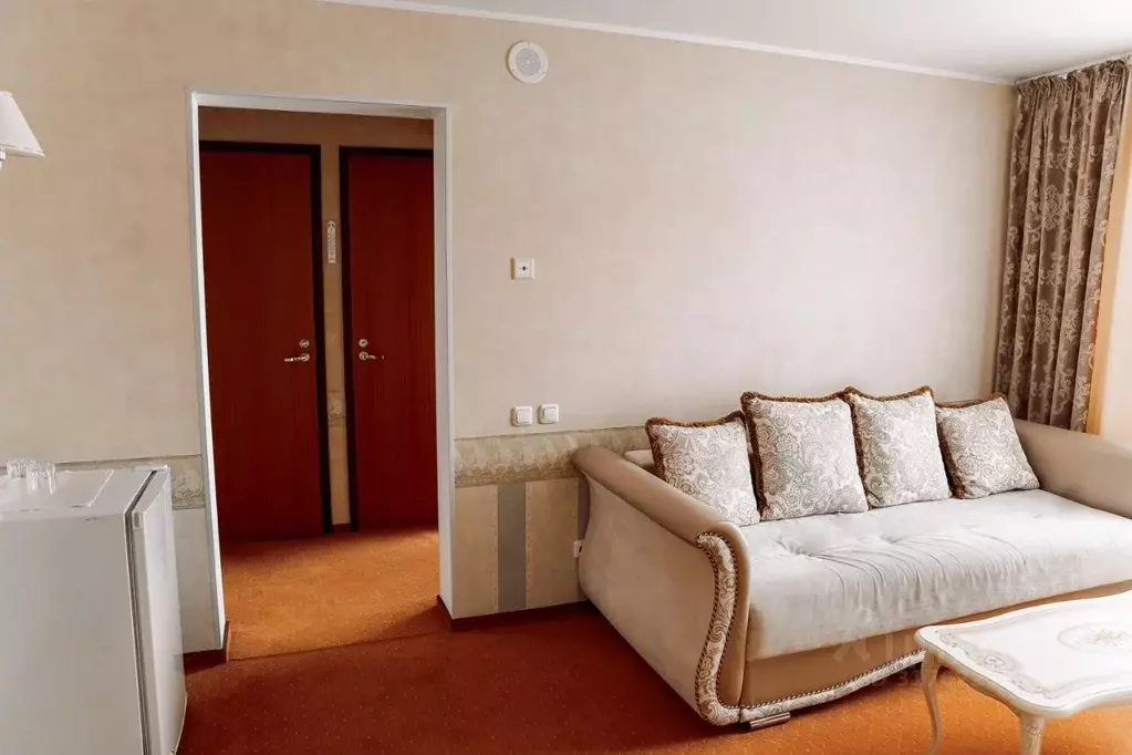 Комната Ханты-Мансийский АО, Когалым Ленинградская ул., 49 (1.0 м) - Фото 1