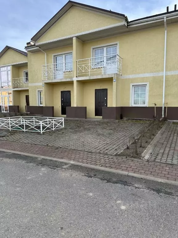 Таунхаус в Ленинградская область, Ломоносовский район, Пениковское ... - Фото 1