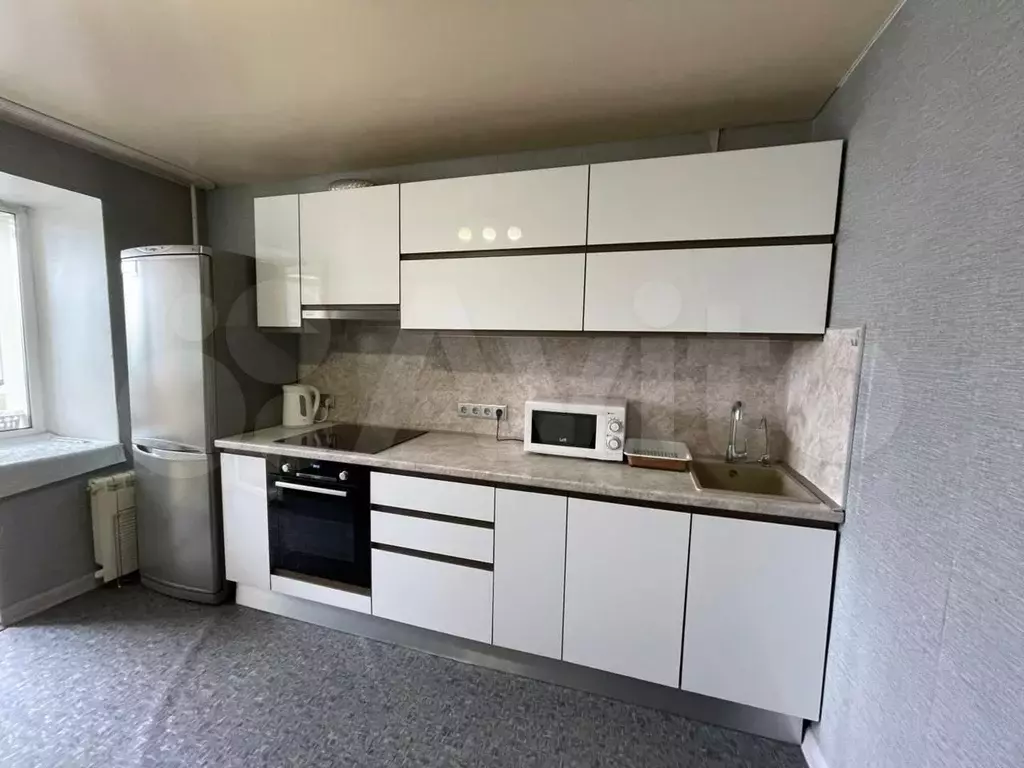 1-к. квартира, 41,7 м, 8/10 эт. - Фото 0