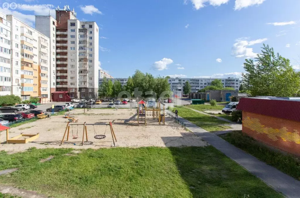 2-комнатная квартира: Тобольск, 10-й микрорайон, 36 (46.6 м) - Фото 1