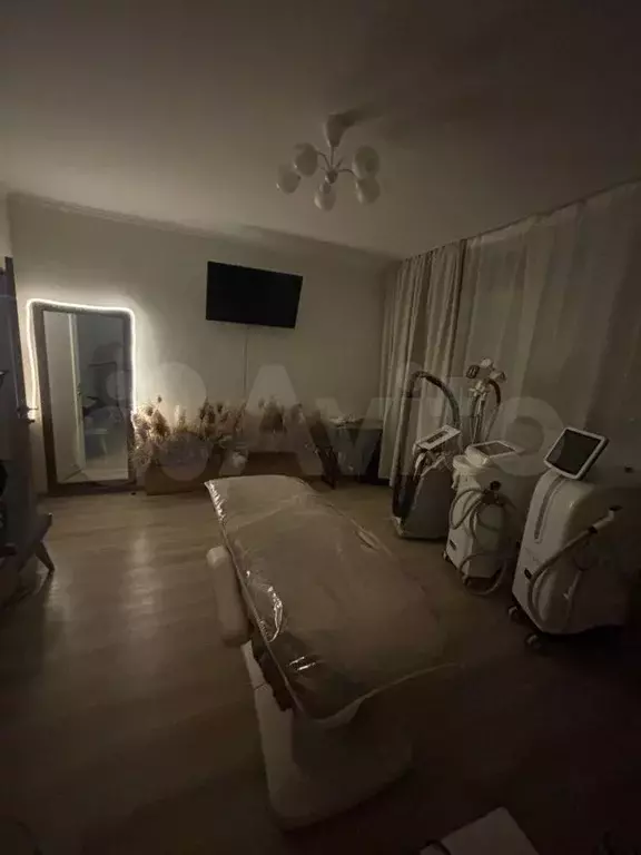 Продам офисное помещение, 61 м - Фото 1
