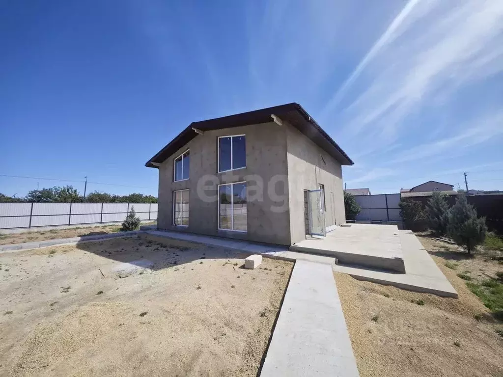 Дом в Крым, Сакский район, Ореховское с/пос, с. Михайловка ул. ... - Фото 2