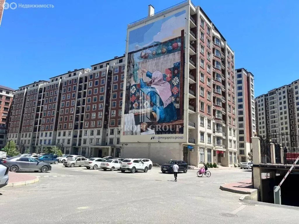 3-комнатная квартира: Махачкала, Газпромная улица, 15к1 (82 м) - Фото 1