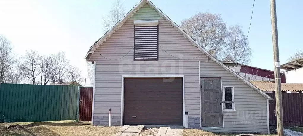 Дом в Ленинградская область, Лодейное поле ул. Пограничная, 4 (80 м) - Фото 1