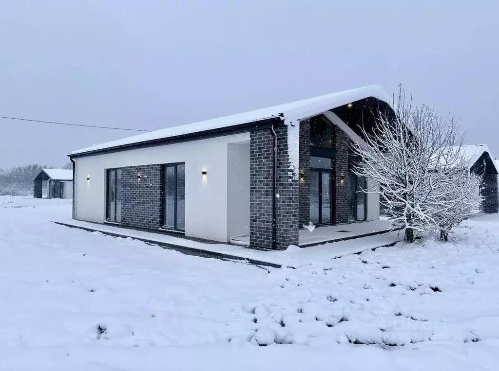 Дом в Калининградская область, Зеленоградск ул. Липовая, 2 (101 м) - Фото 1