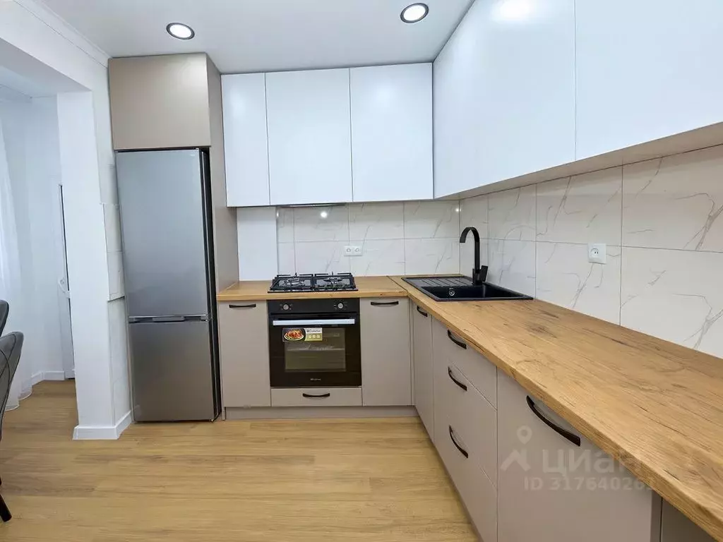2-к кв. Краснодарский край, Краснодар ул. Гидростроителей, 28 (46.9 м) - Фото 0