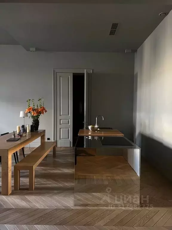 3-к кв. Санкт-Петербург ул. Пестеля, 8/36 (95.0 м) - Фото 0