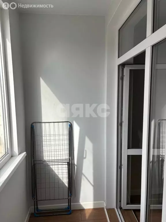 3-комнатная квартира: Волгоград, улица Пархоменко, 2А (78 м) - Фото 0