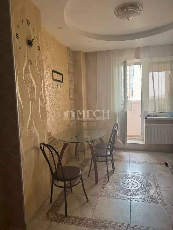 Продается 2-комнатная квартира - Фото 1