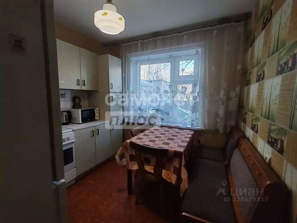 3-к кв. Белгородская область, Старый Оскол Жукова мкр, 40 (63.0 м) - Фото 1