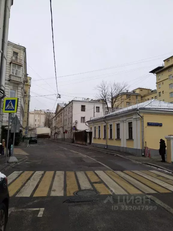 2-к кв. Москва Мерзляковский пер., 10 (35.0 м) - Фото 0