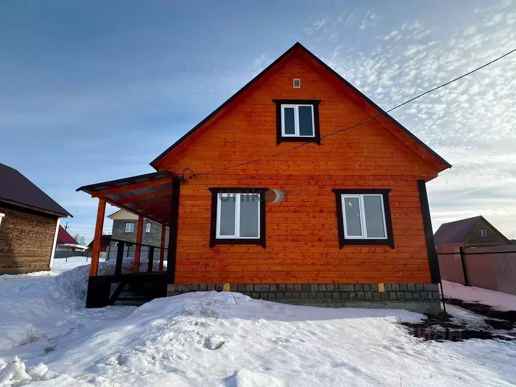 Дом в Башкортостан, Иглинский сельсовет, с. Иглино ул. Надежды (97 м) - Фото 0