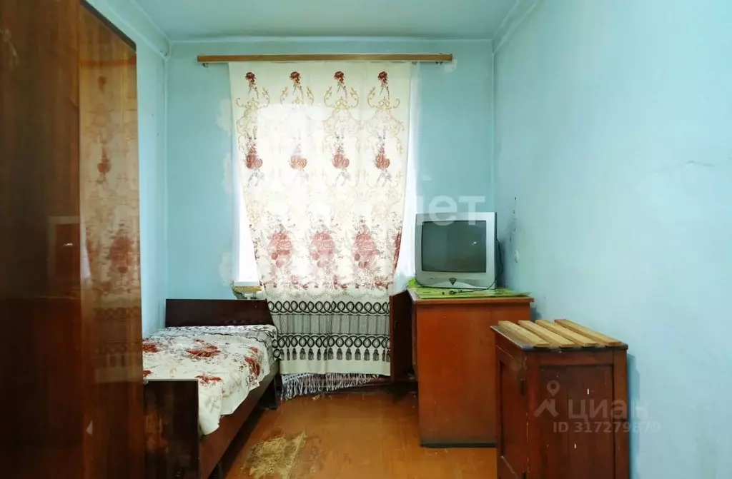 2-к кв. Челябинская область, Нязепетровск Клубная ул., 15 (40.0 м) - Фото 0