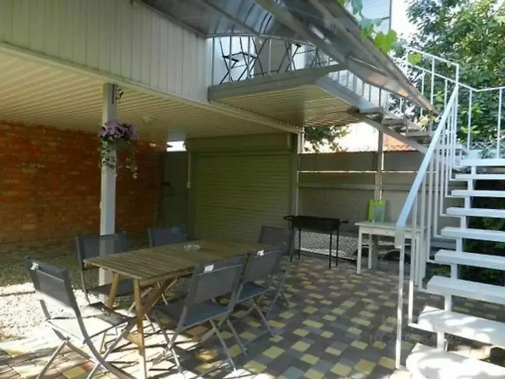 Дом в Краснодарский край, Ейск Краснодарская ул., 257 (70 м) - Фото 1