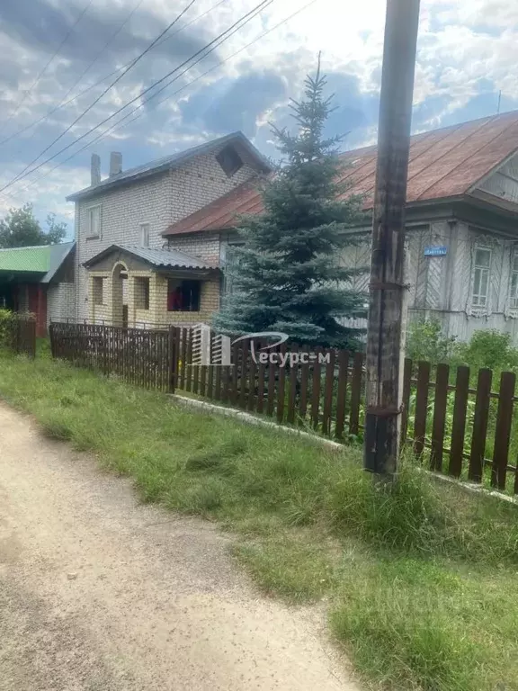 Дом в Нижегородская область, Выкса ул. Луначарского, 10 (138 м) - Фото 0