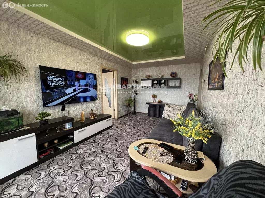 3-комнатная квартира: Невьянск, улица Профсоюзов, 19 (60 м) - Фото 1