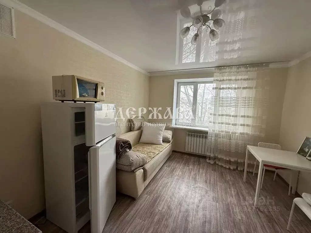 Комната Белгородская область, Старый Оскол Интернациональный мкр, 27 ... - Фото 1