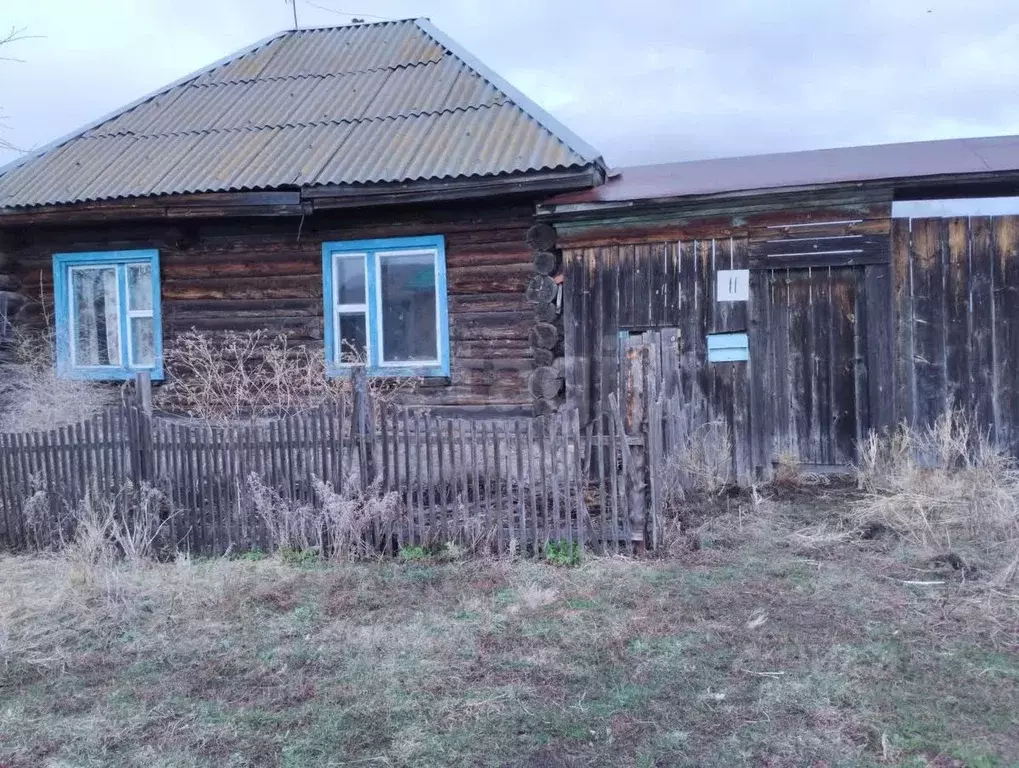 Дом в Челябинская область, Уйский муниципальный округ, пос. Фоминский ... - Фото 0