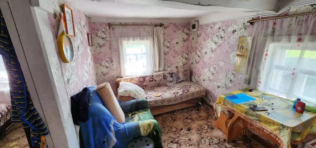 Дом в Кемеровская область, Топки Кемеровская ул. (33 м) - Фото 0