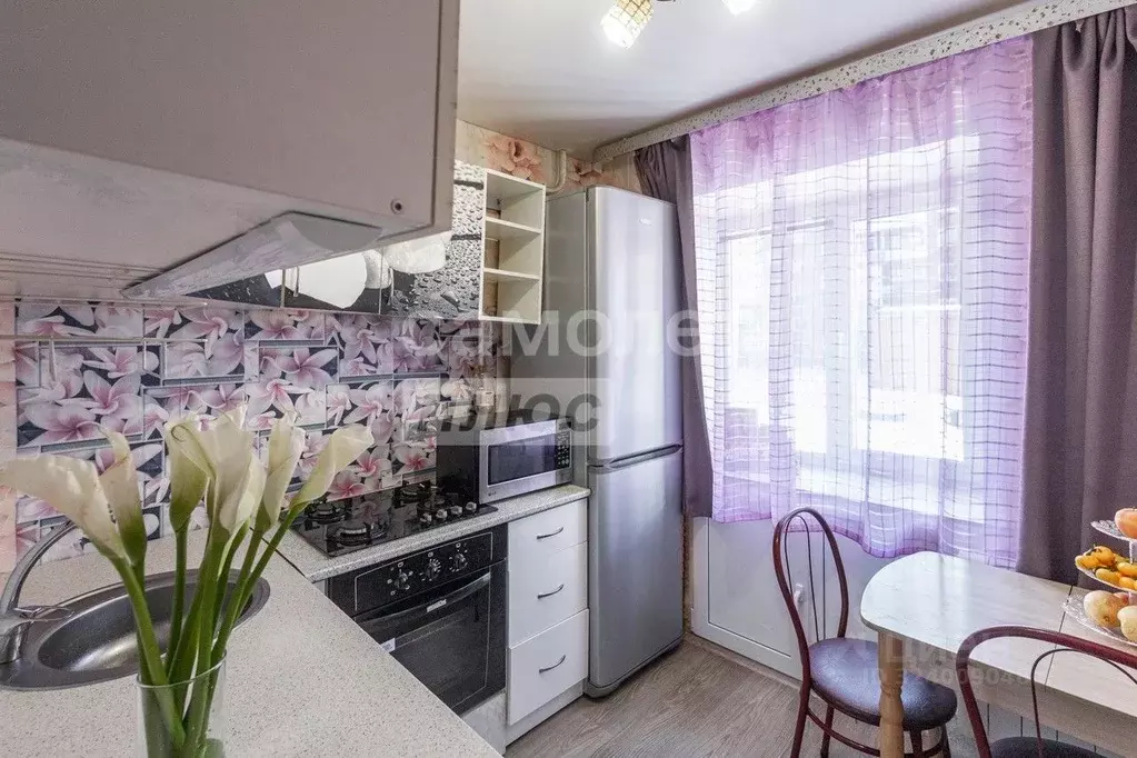 2-к кв. Омская область, Омск ул. Маяковского, 87А (42.3 м) - Фото 1