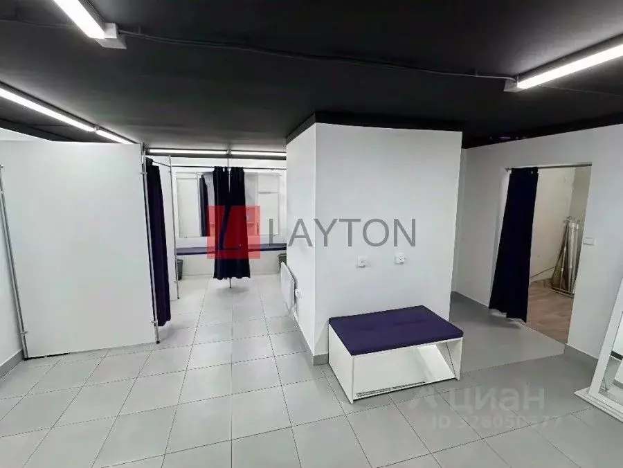 Торговая площадь в Москва Большая Пироговская ул., 37-43ка (126 м) - Фото 1