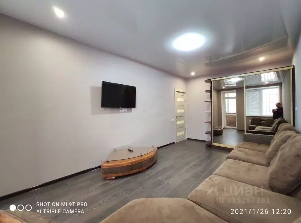 2-к кв. Крым, Симферополь ул. Лексина, 66 (55.0 м) - Фото 0