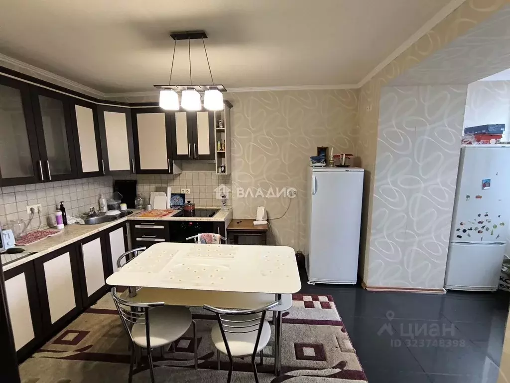 3-к кв. Белгородская область, Белгород ул. Щорса, 45к (82.2 м) - Фото 2