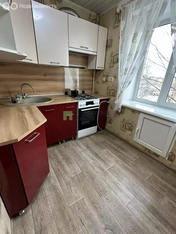 3-комнатная квартира: Ижевск, улица Ворошилова, 27 (55.4 м) - Фото 2