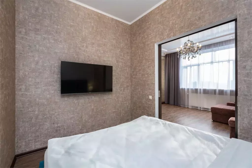 2-к кв. Тюменская область, Тюмень ул. Малыгина, 90 (62.0 м) - Фото 1