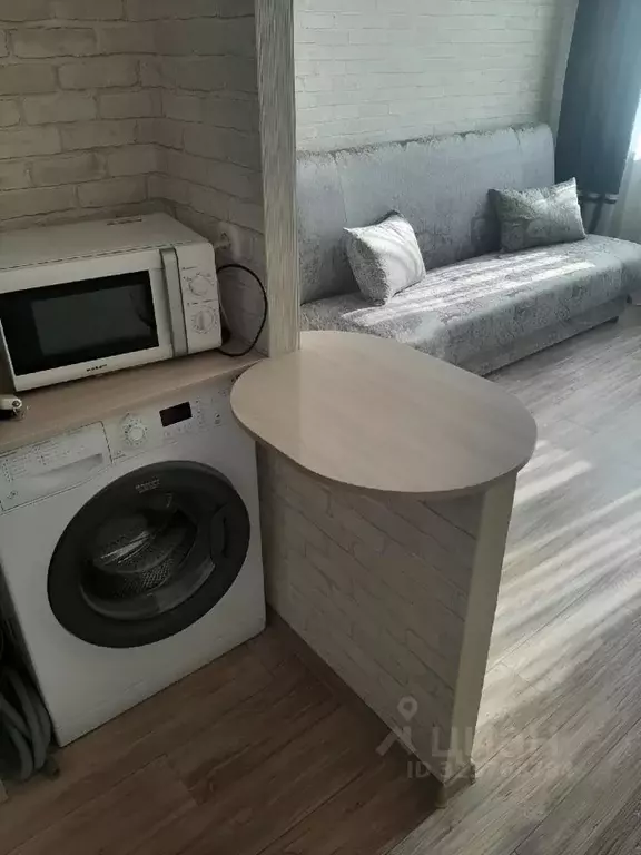 Студия Красноярский край, Красноярск ул. 60 лет Октября, 112 (18.0 м) - Фото 1