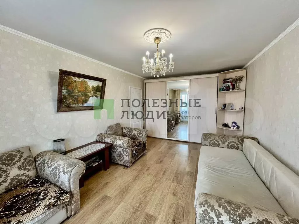 1-к. квартира, 37 м, 7/10 эт. - Фото 1