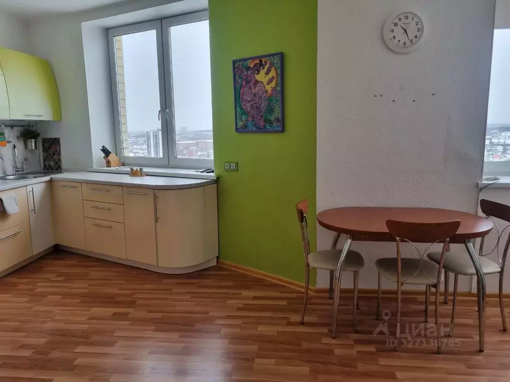 2-к кв. Свердловская область, Екатеринбург ул. Раевского, 4 (69.0 м) - Фото 2