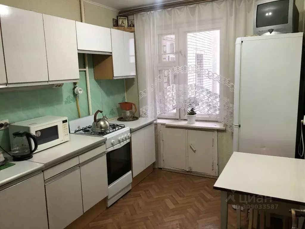 3-к кв. Чувашия, Чебоксары Эгерский бул., 6к1 (64.4 м) - Фото 0