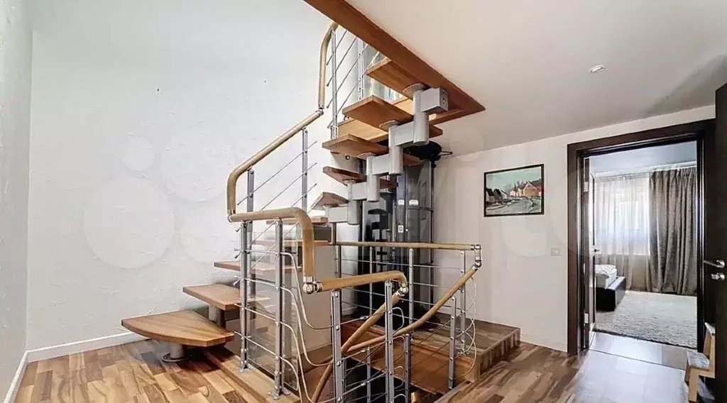6-к. квартира, 300 м, 3/4 эт. - Фото 1