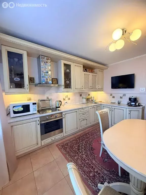 3-комнатная квартира: Тюмень, Народная улица, 10 (92 м) - Фото 1