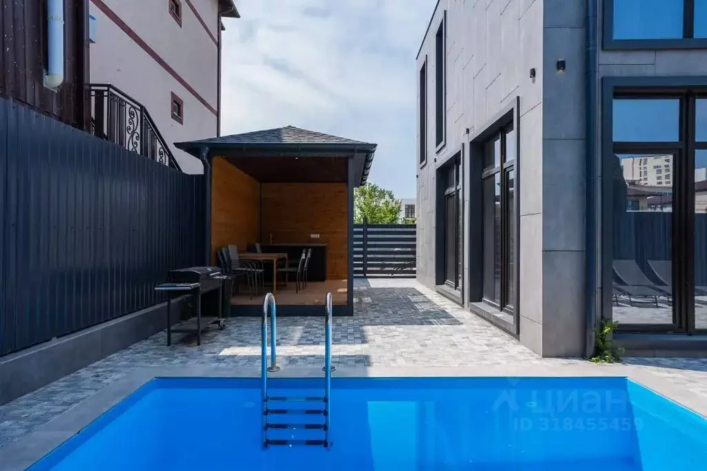 Дом в Краснодарский край, Геленджик городской округ, с. Дивноморское ... - Фото 1