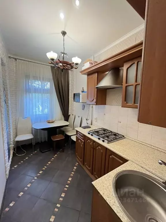 2-к кв. Астраханская область, Астрахань Звездная ул., 41 (60.0 м) - Фото 2