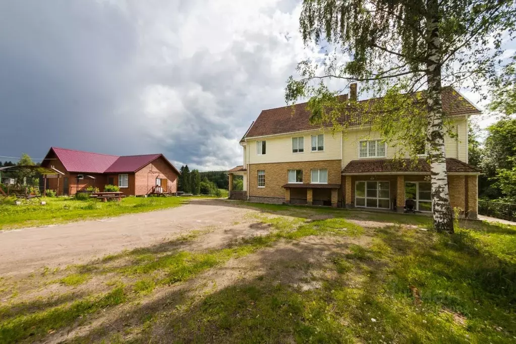 Дом в Ленинградская область, Выборгский район, Каменногорское ... - Фото 0