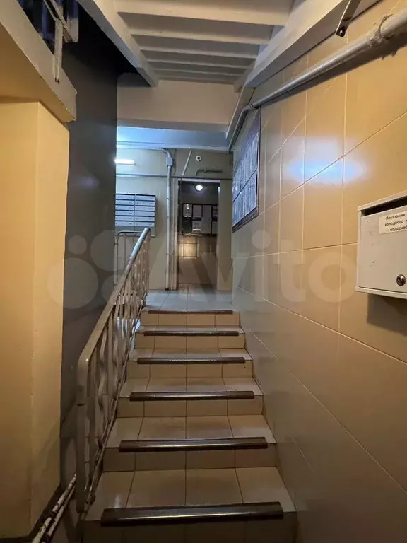 2-к. квартира, 46 м, 1/9 эт. - Фото 1