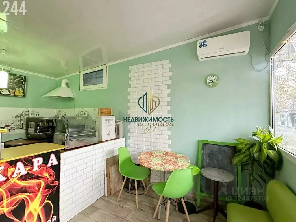 Помещение свободного назначения в Севастополь ул. Соловьева, 10 (15 м) - Фото 2