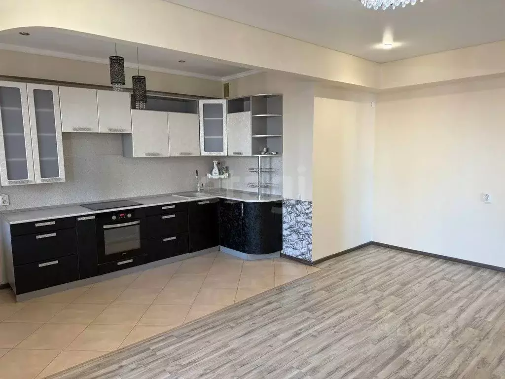 2-к кв. Бурятия, Улан-Удэ ул. Сахьяновой, 21блок1 (70.0 м) - Фото 2