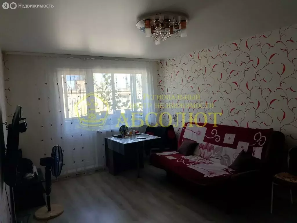 3-комнатная квартира: Ревда, Российская улица, 18 (59 м) - Фото 1