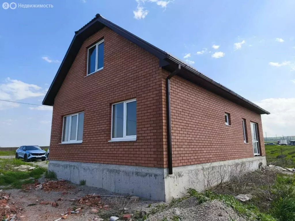 Дом в посёлок городского типа Ильский, Дальняя улица (130 м) - Фото 0