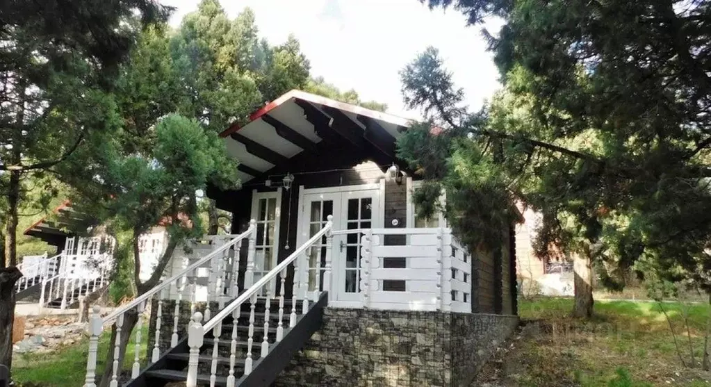Дом в Краснодарский край, Геленджик городской округ, с. Кабардинка ш. ... - Фото 0