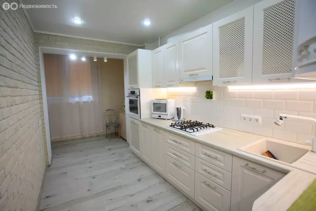 3-комнатная квартира: Славянск-на-Кубани, Казачья улица, 136 (70 м) - Фото 2