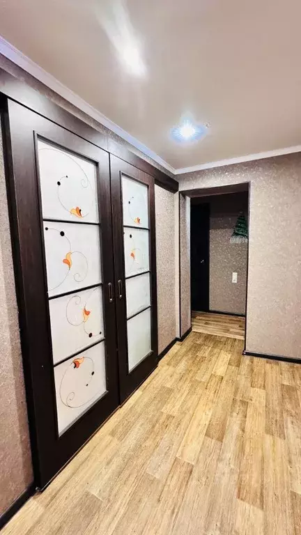 2-к кв. Татарстан, Нижнекамск ул. 50 лет Октября, 12 (49.0 м) - Фото 0