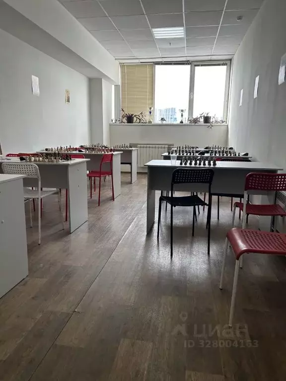 Помещение свободного назначения в Красноярский край, Красноярск ... - Фото 2